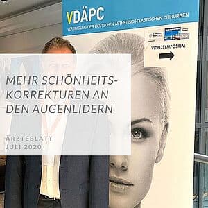 Nahaufnahme einer Frau, die sich die Augenpartie berührt